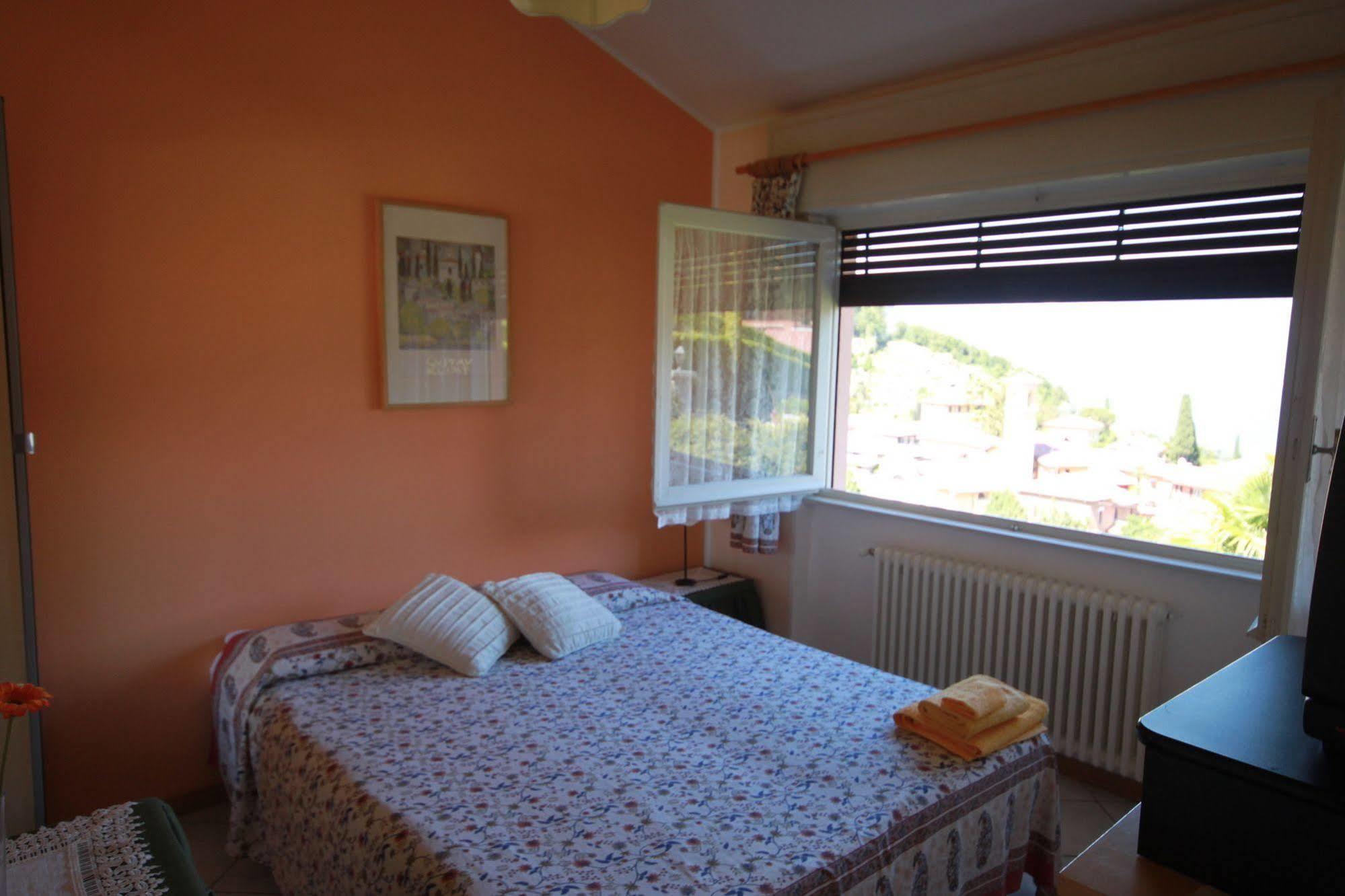 Balcone Fiorito Bed & Breakfast Menaggio Eksteriør bilde